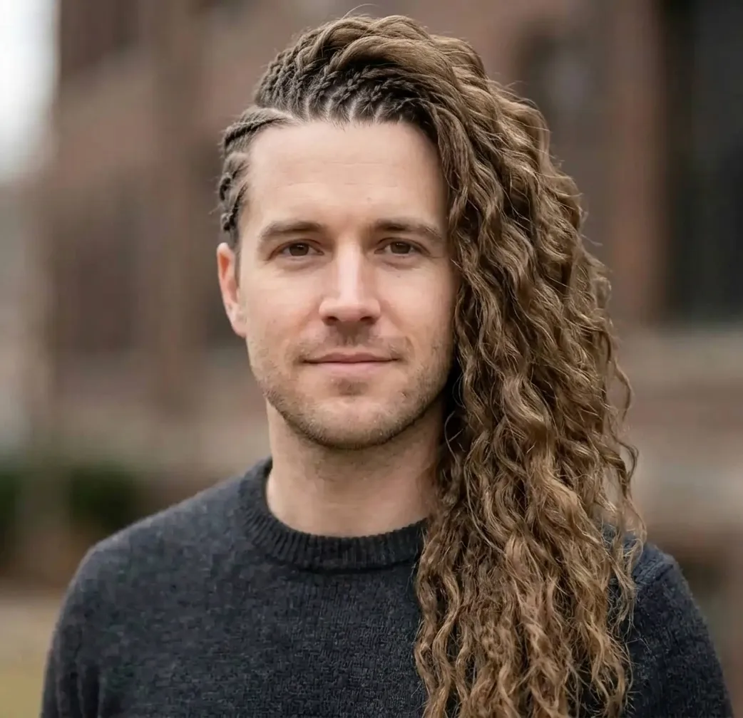 Crimped Braid Sweep hairstyle for Men