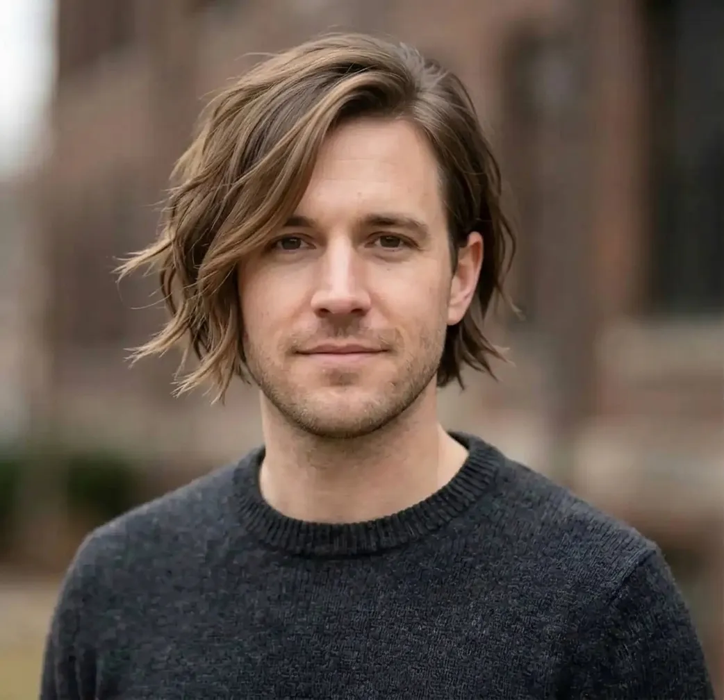 Asymmetric Razored Bob hairstyle for Men