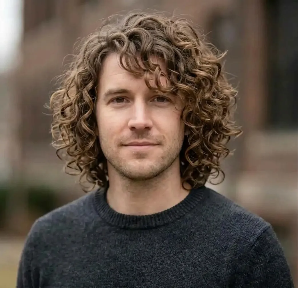 Asymmetric Ringlet Bob hairstyle for Men