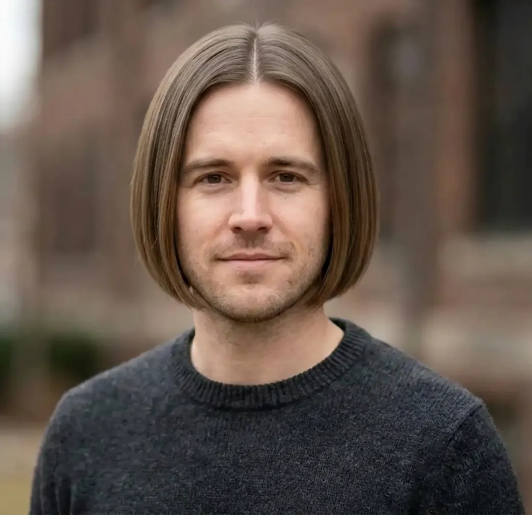 Curved Chin Bob hairstyle for Men