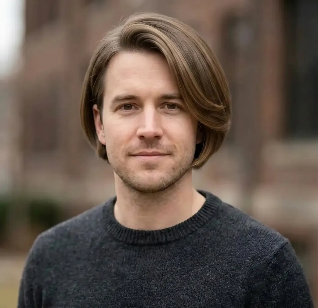 Rounded Polished Bob hairstyle for Men