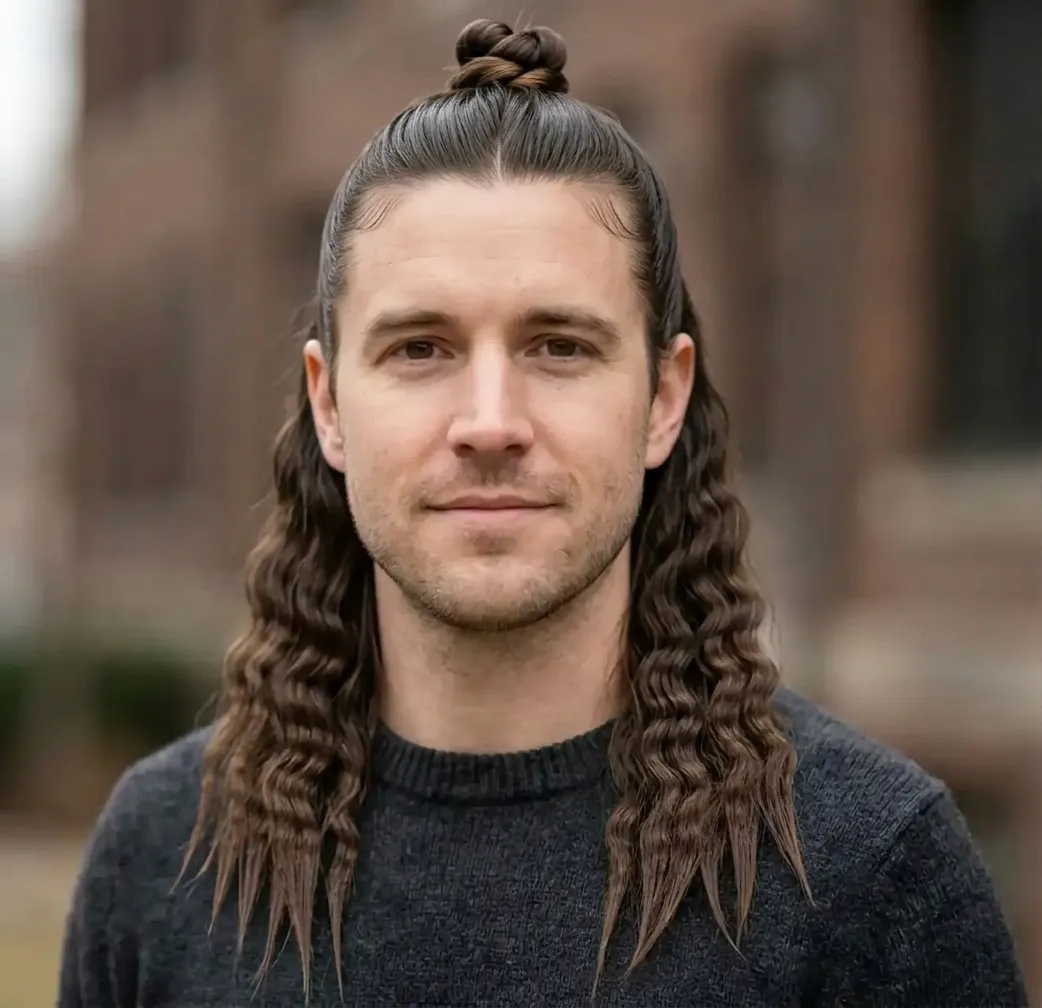 Crown Knot Ripples hairstyle for Men