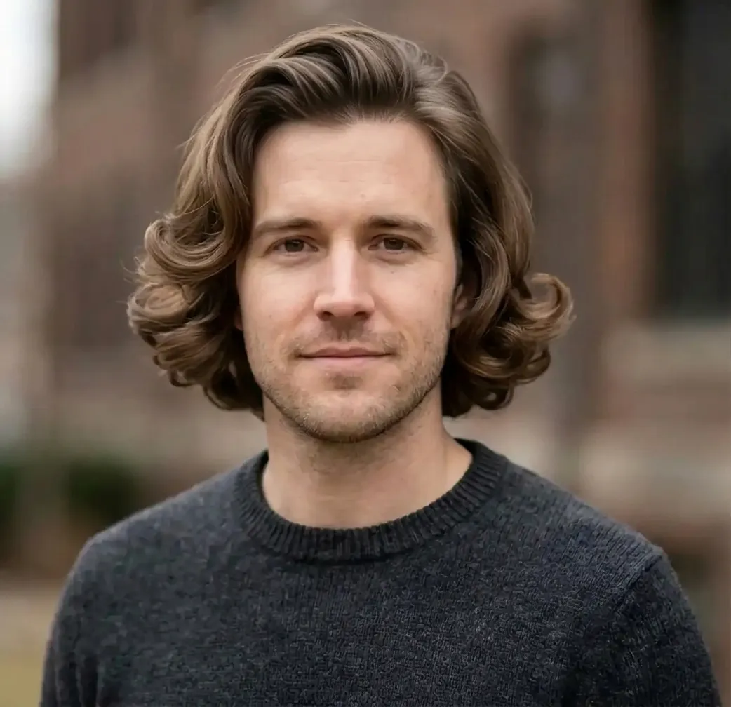Flared Bell Bob hairstyle for Men
