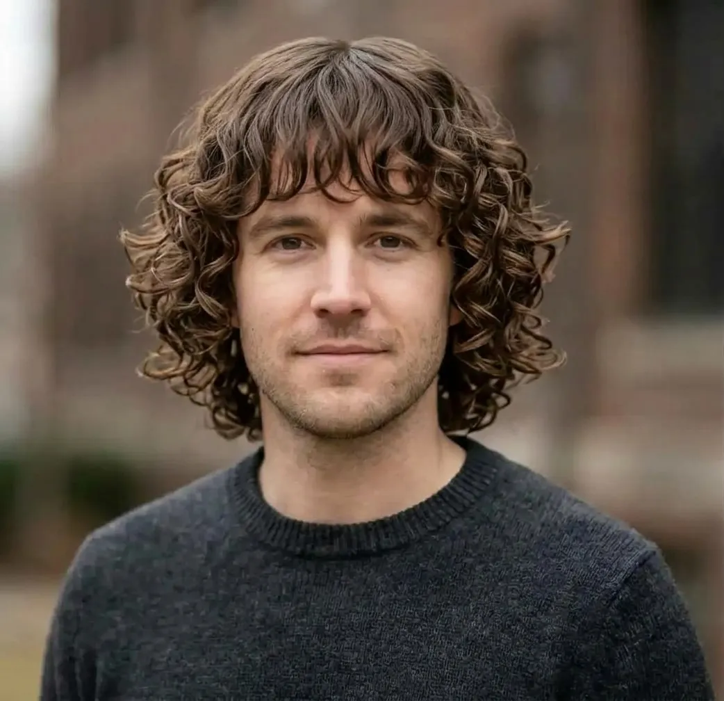 Fringed Crown Curls hairstyle for Men