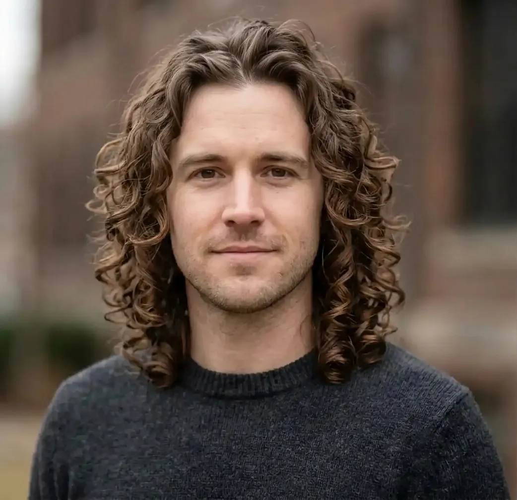 Inward Layered Spirals hairstyle for Men
