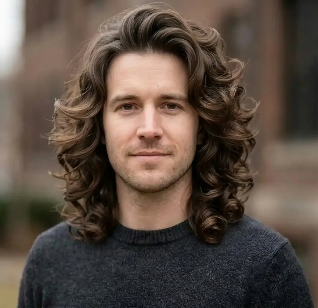 Lifted Barrel Curls hairstyle for Men