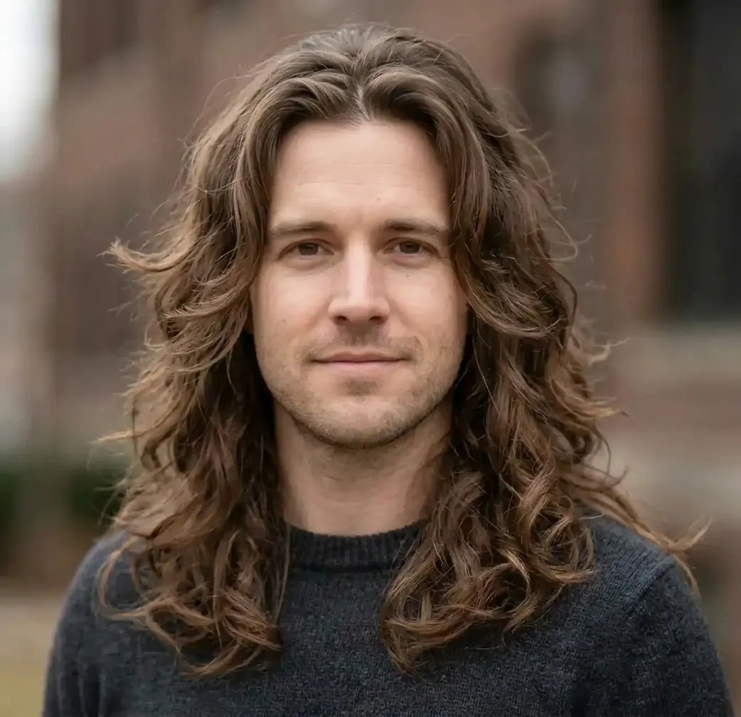 Airy Tumbled Tresses hairstyle for Men