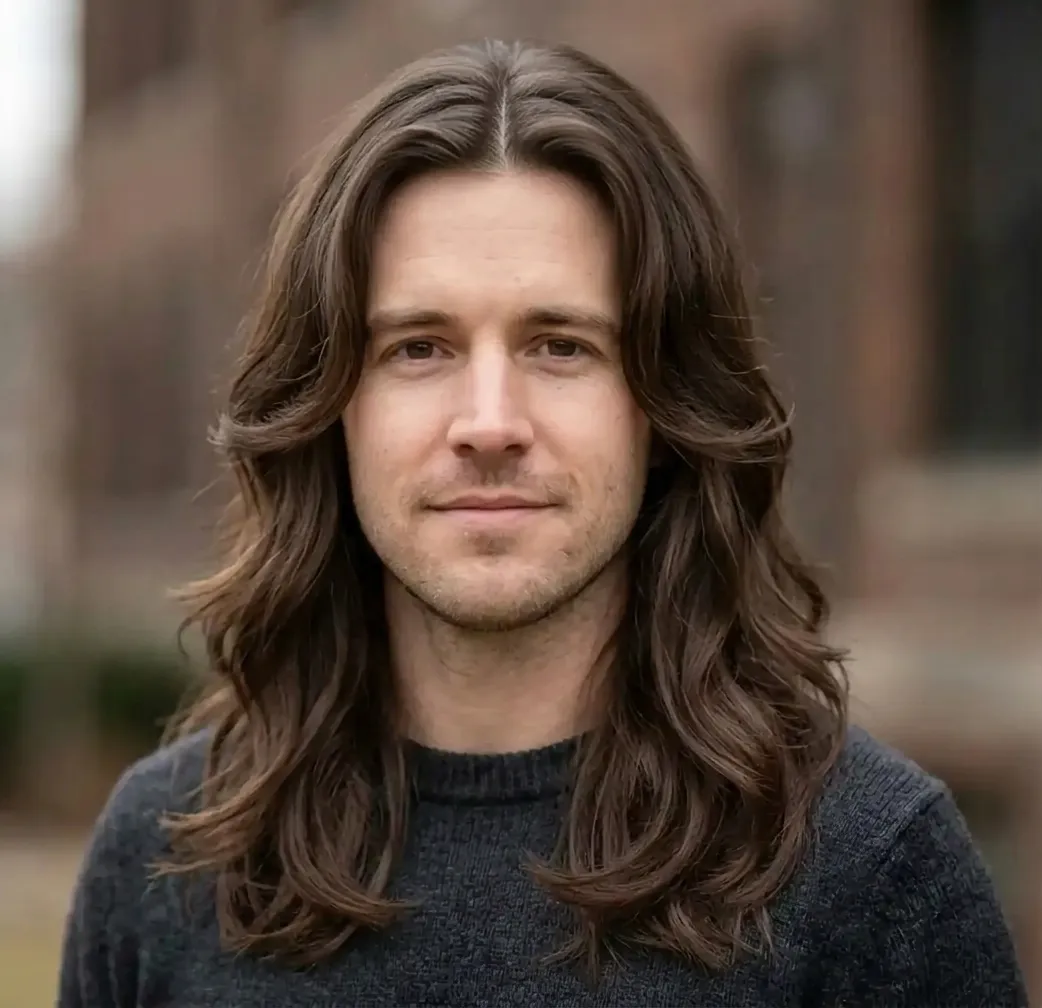 Contoured Wavy Layers hairstyle for Men