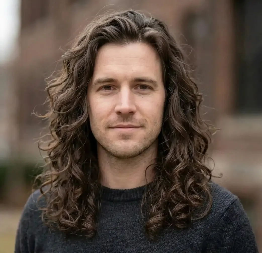 Lush Ruffled Waves hairstyle for Men