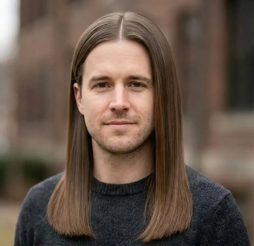 Lustrous Straight Mane