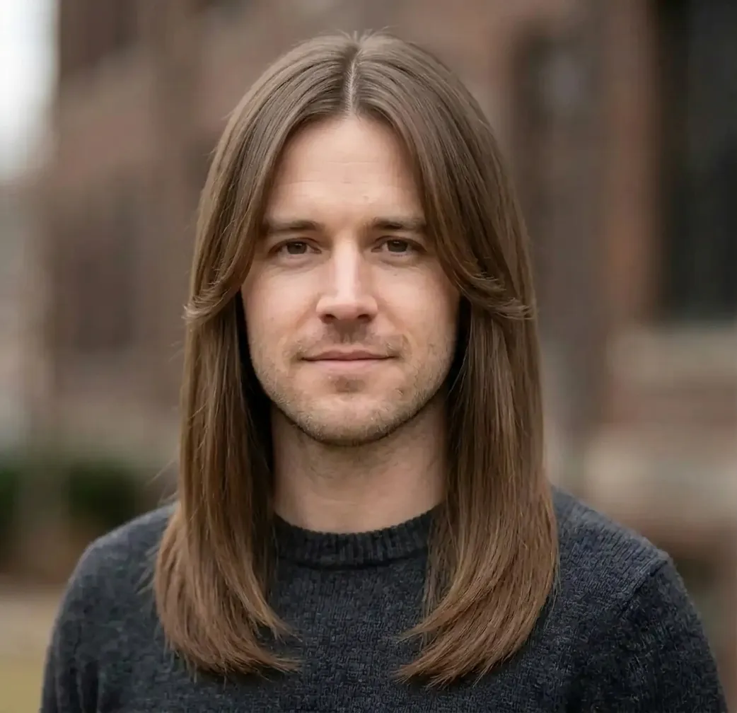 Polished Linear Flow hairstyle for Men