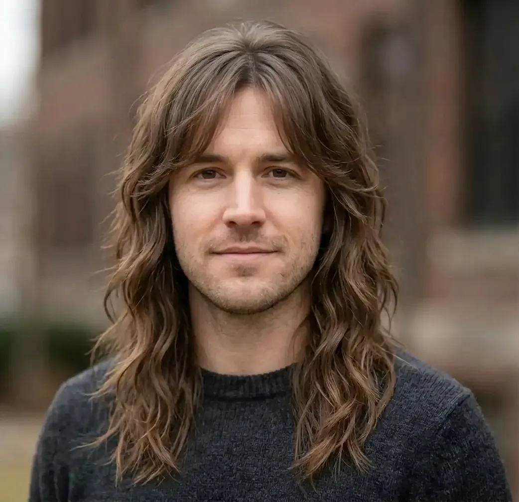 Rippled Swept Layers hairstyle for Men