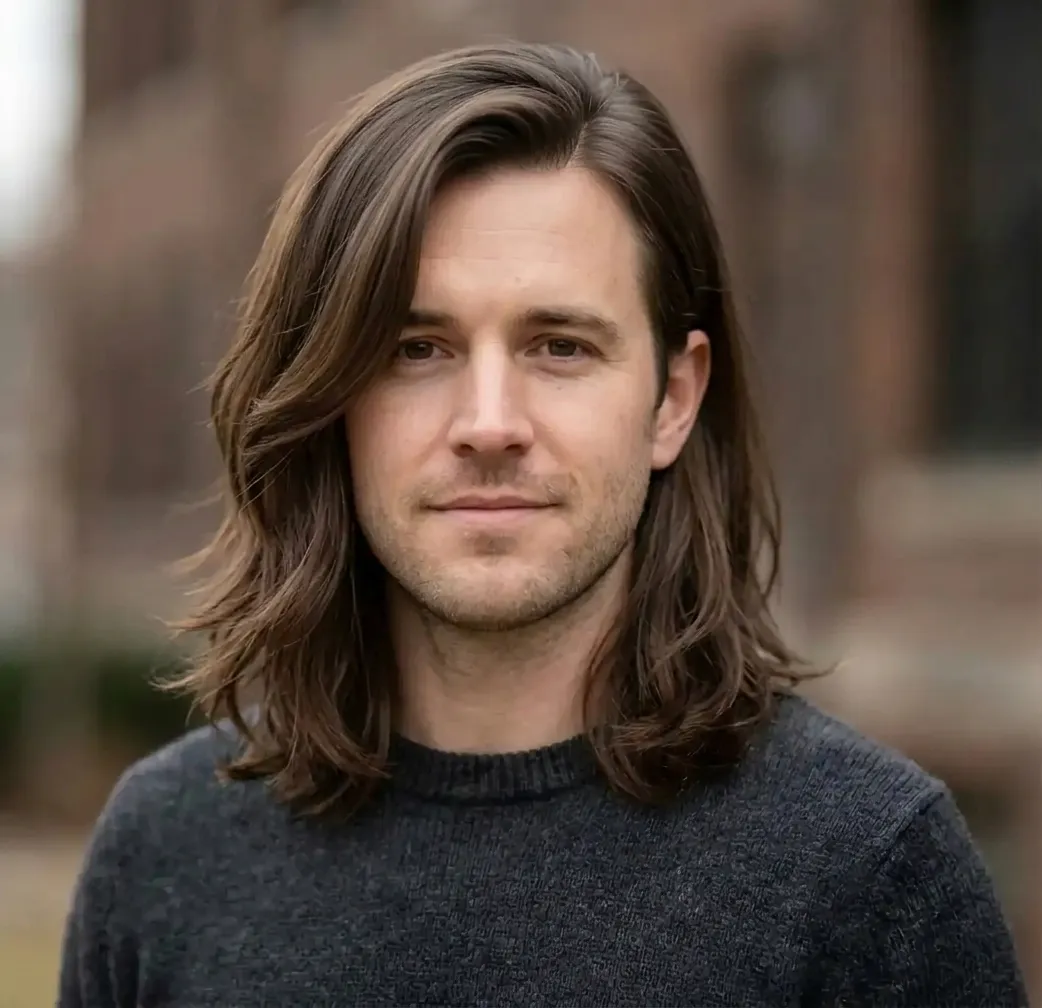 Long Sweeping Lob hairstyle for Men