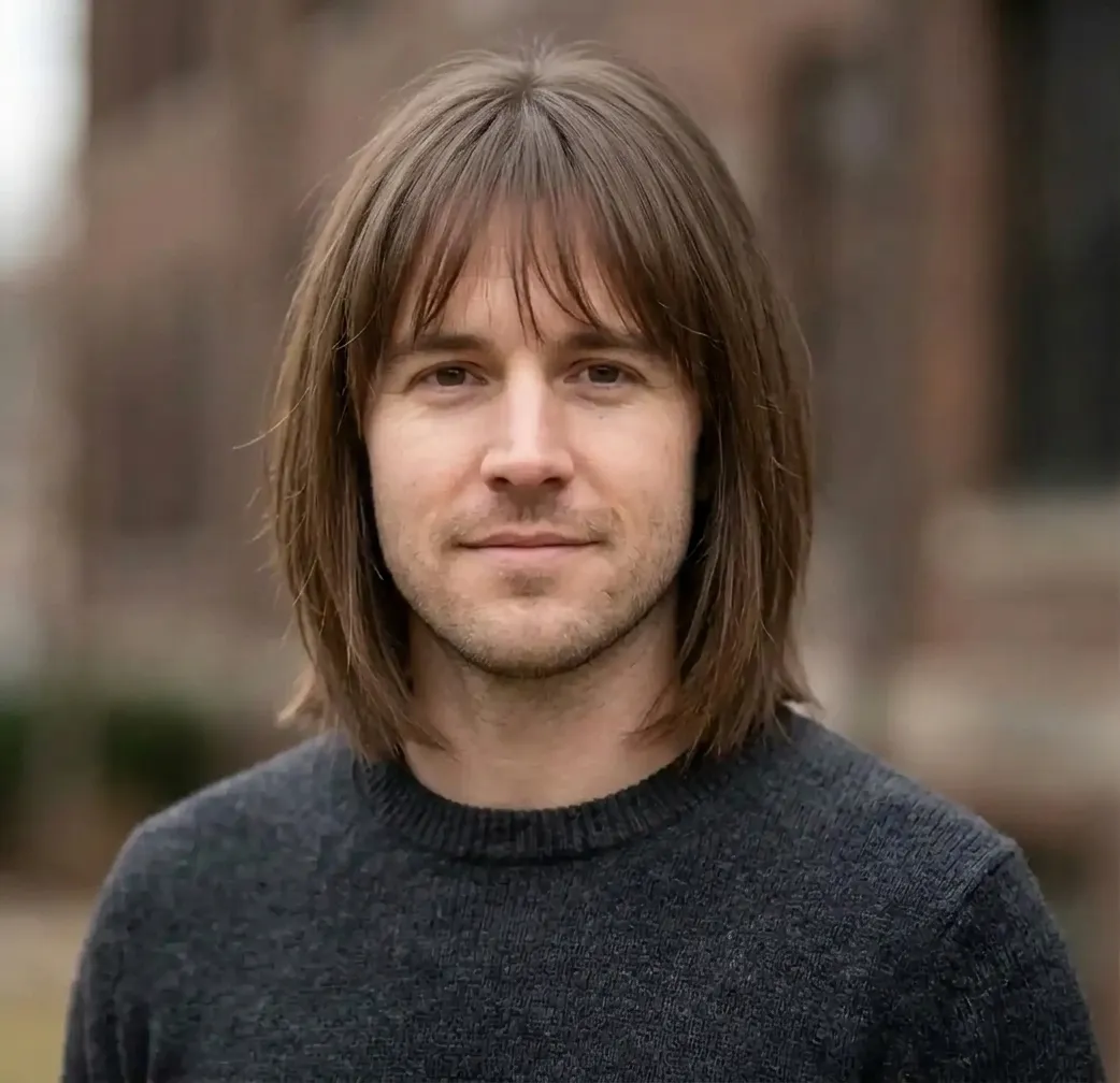 Wispy Fringe Bob hairstyle for Men