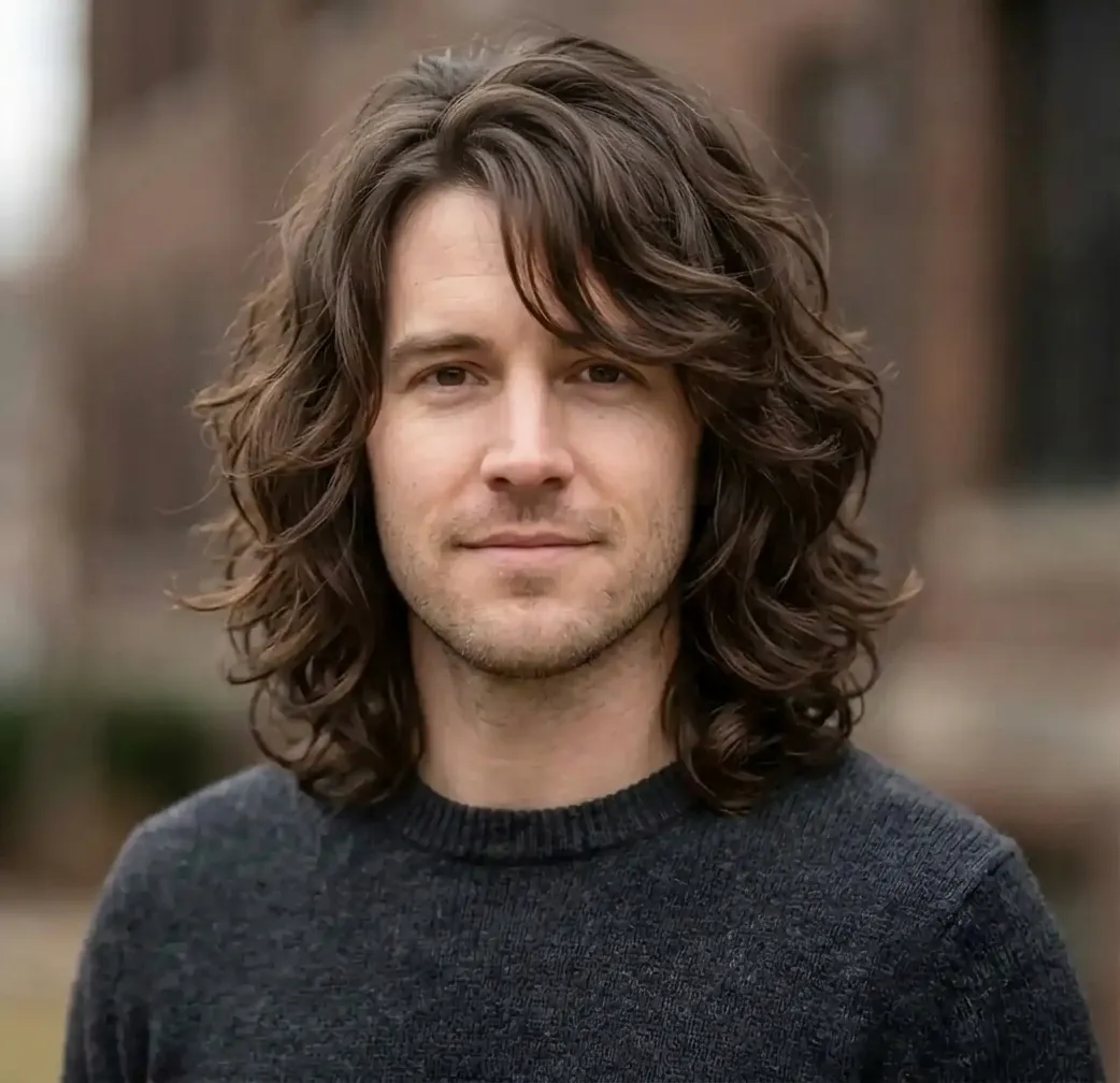 Medium Wavy Layers hairstyle for Men