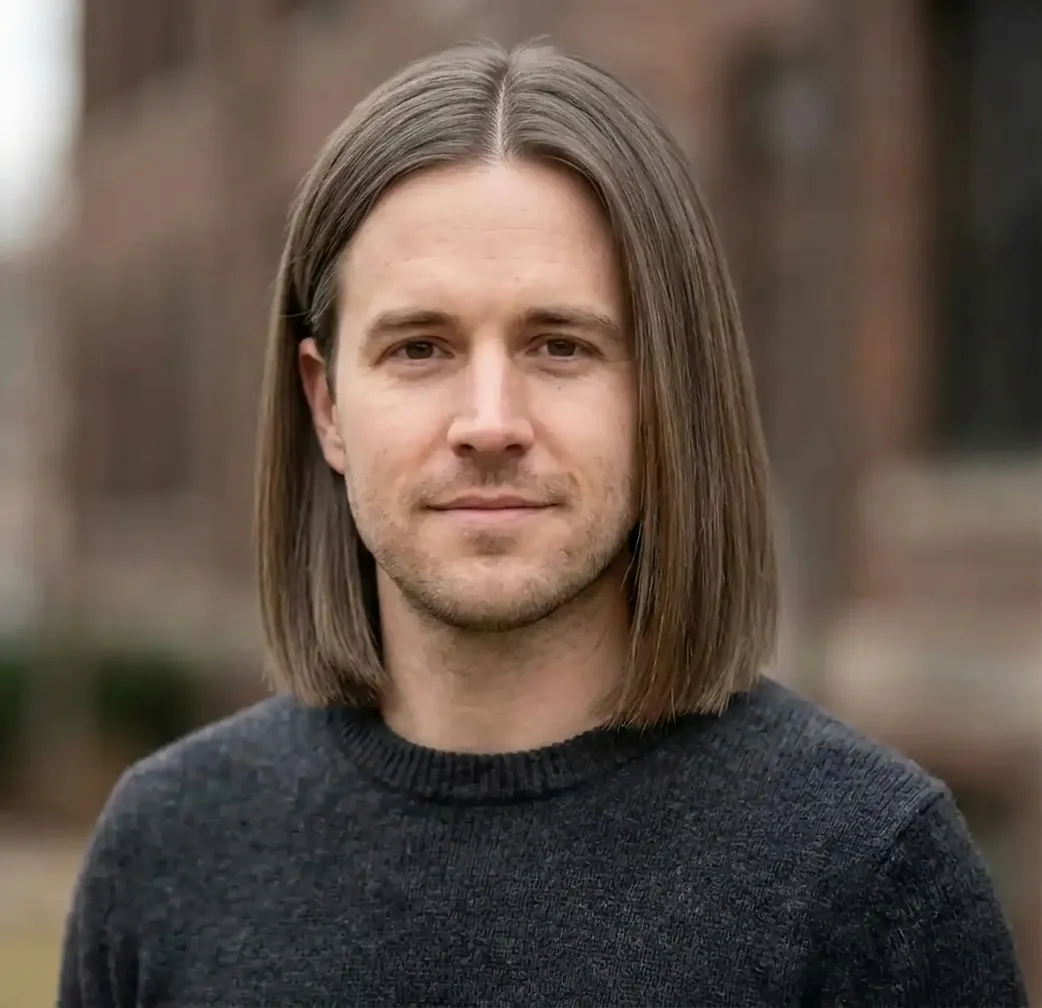 Polished Level Bob hairstyle for Men