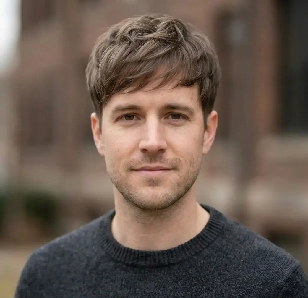 Layered Feathered Crop hairstyle for Men