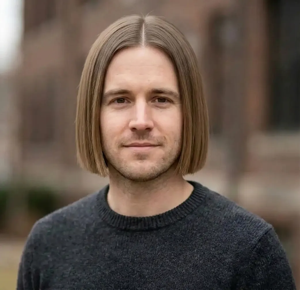 Sleek Blunt Bob hairstyle for Men