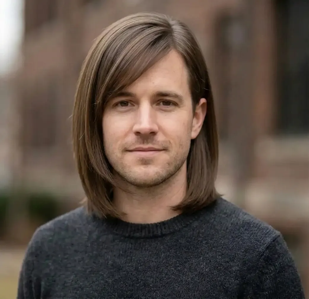 Sleek Swept Lob