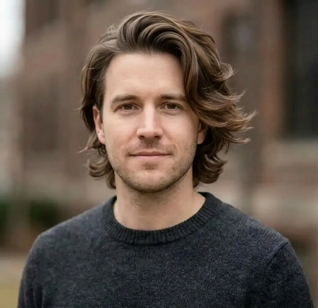 Swept Layered Flick hairstyle for Men
