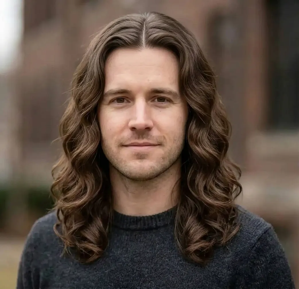 Symmetric Rippled Flow hairstyle for Men