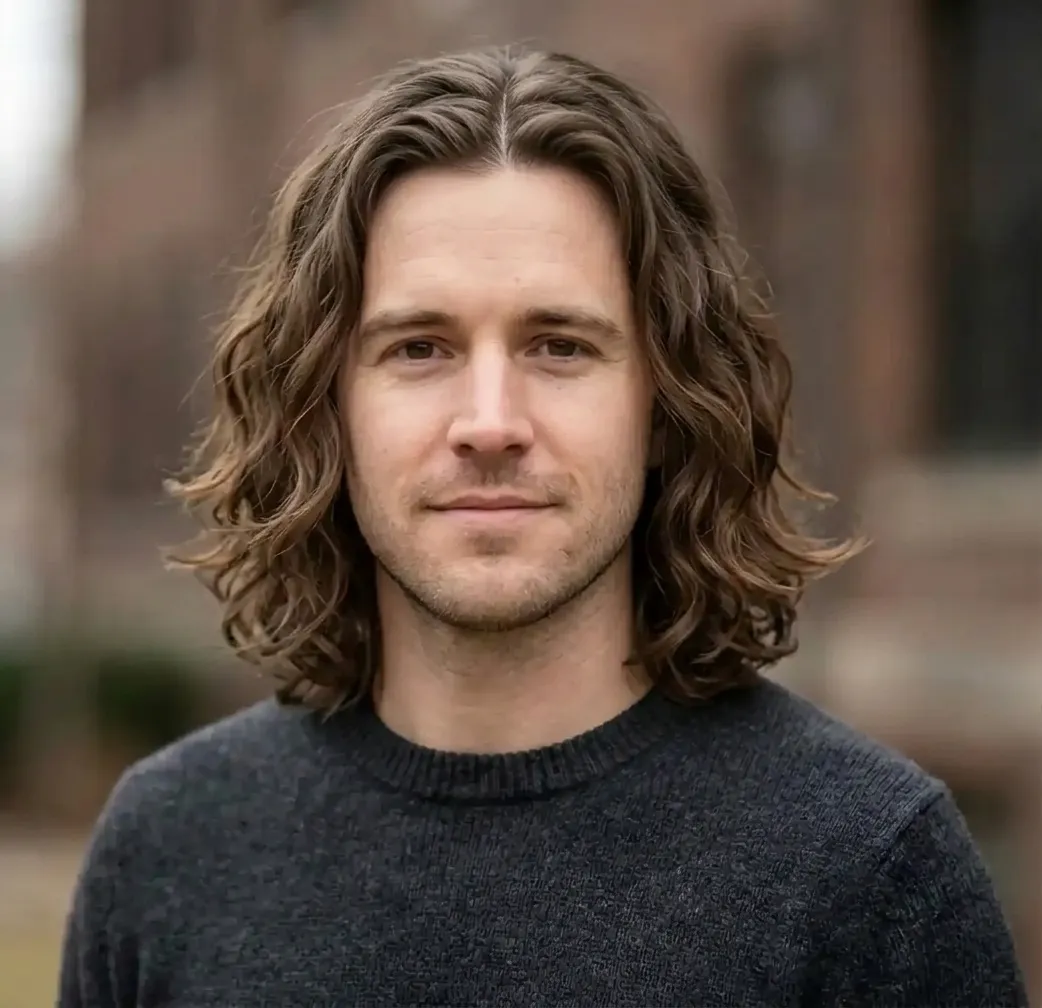 Symmetrical Ripple Lob hairstyle for Men