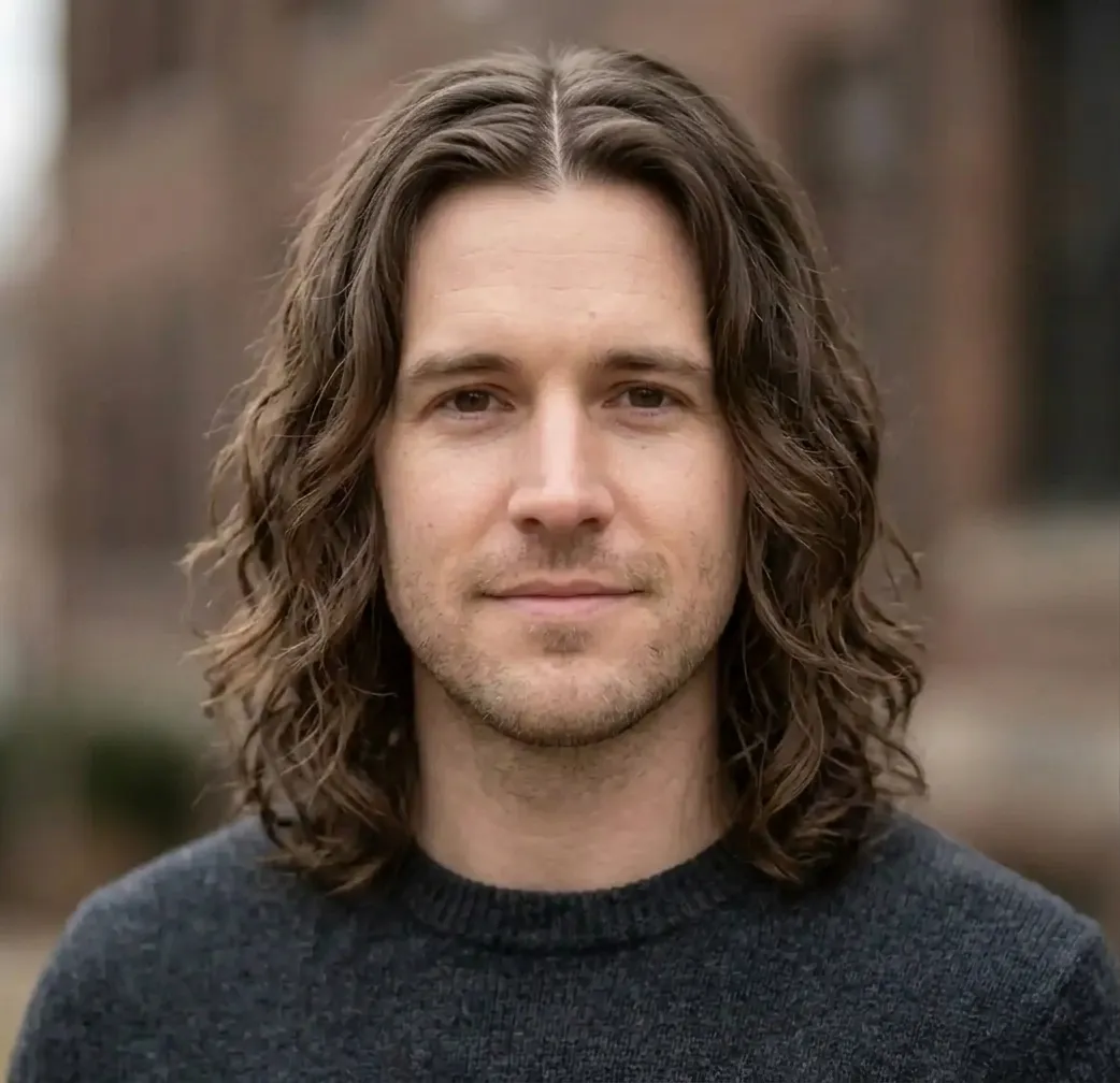 Tapered Beachy Waves hairstyle for Men