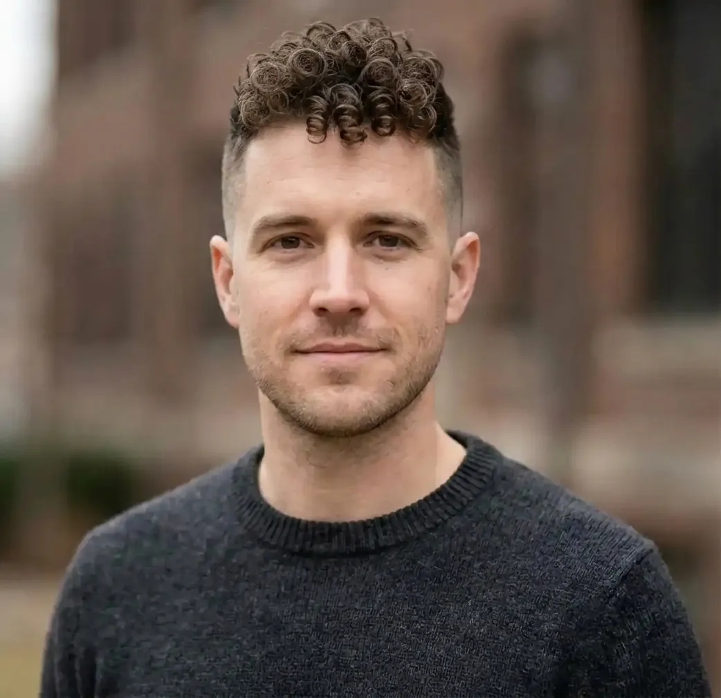 Tapered Frohawk hairstyle for Men