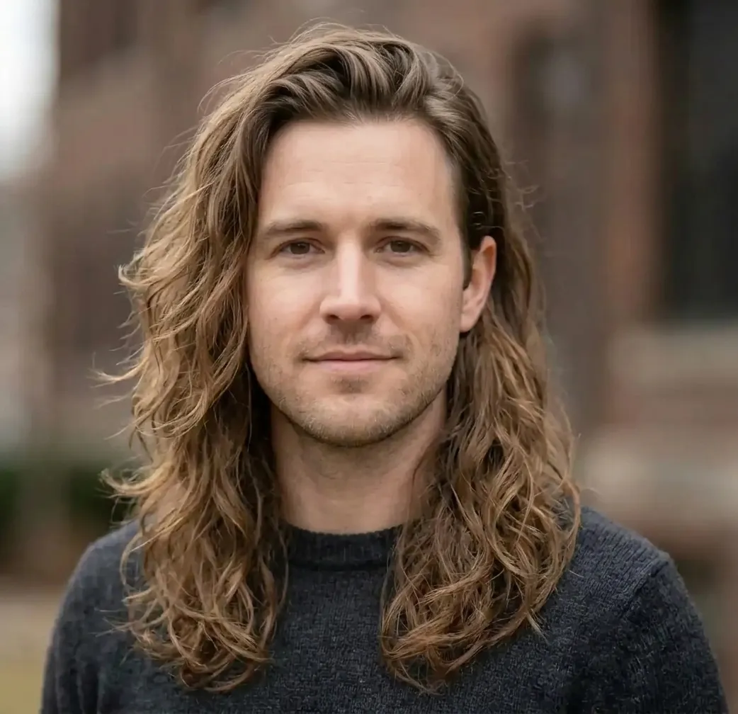 Tucked Breezy Layers hairstyle for Men