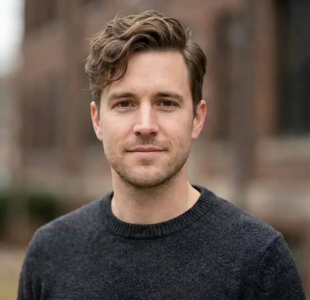 Wavy Pinned Crop hairstyle for Men