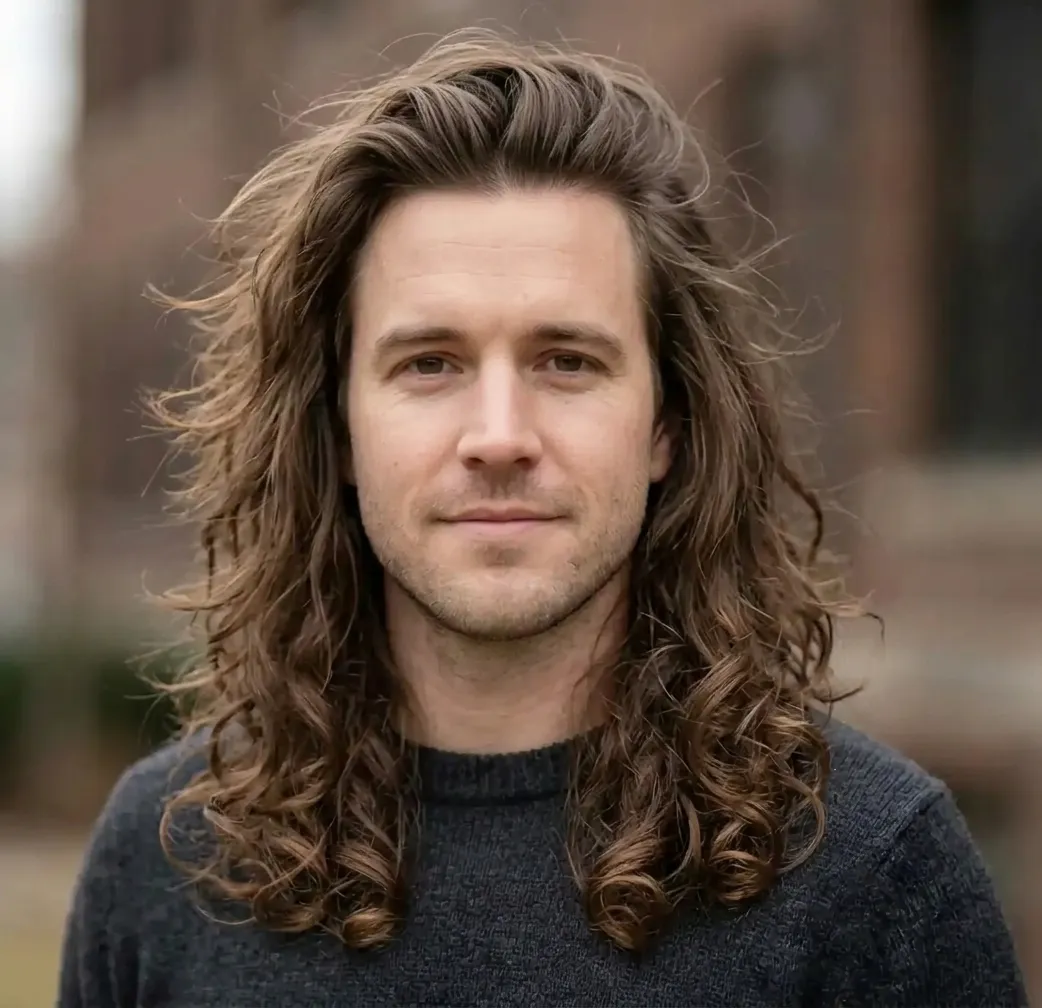 Swept Spiral Volume hairstyle for Men