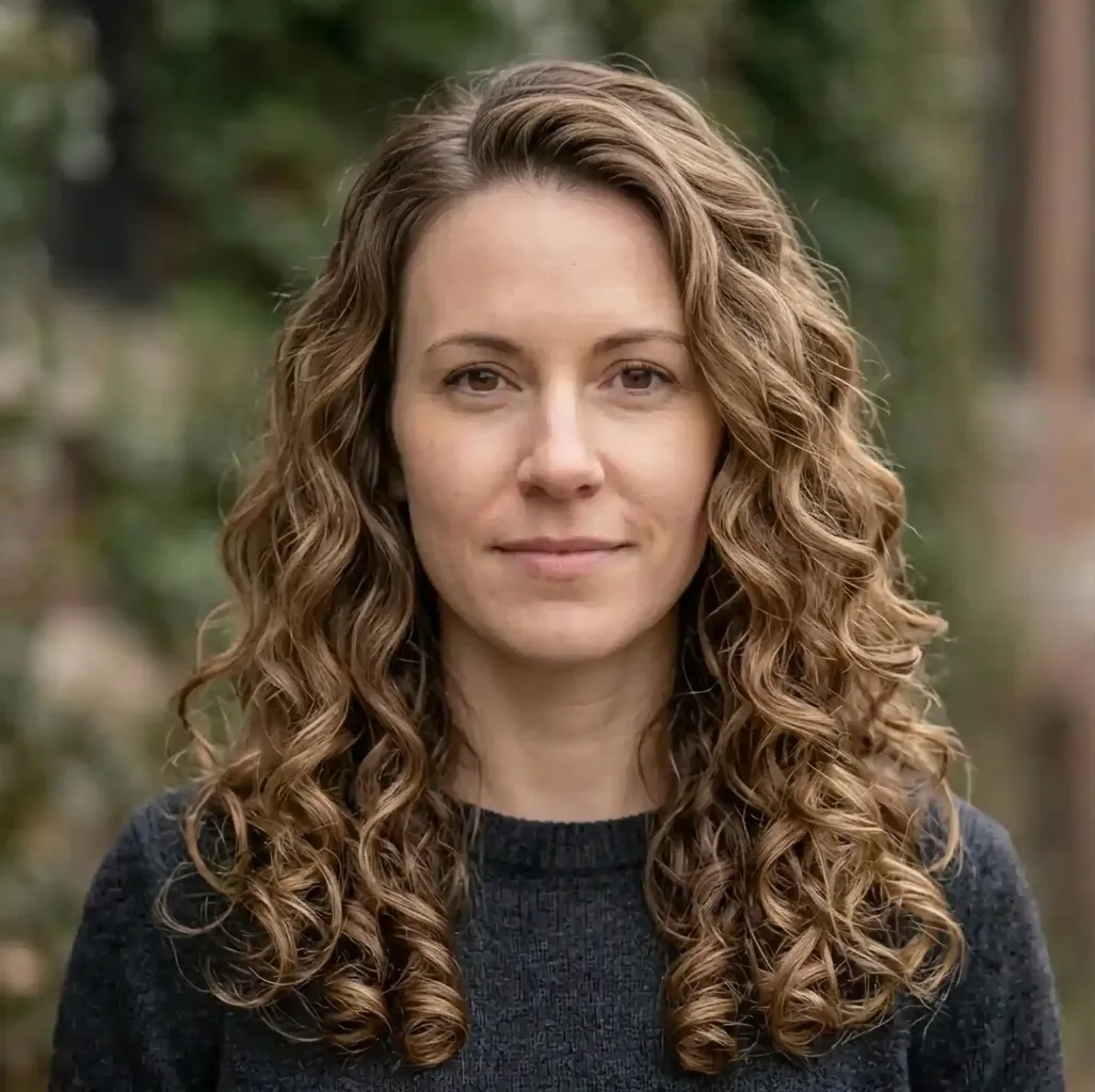 Coiled Volume Tresses hairstyle for Women