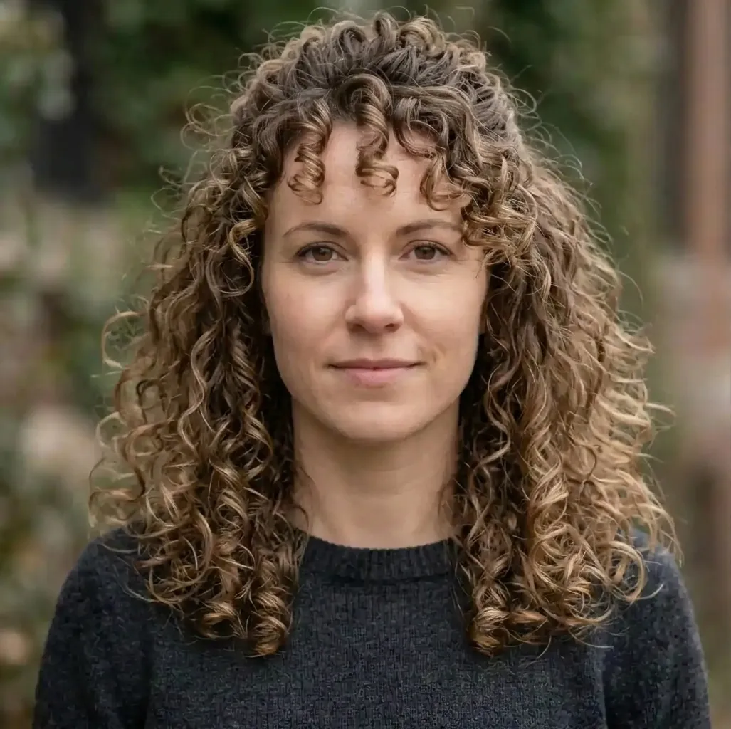 Fountain Ringlet Volume hairstyle for Women