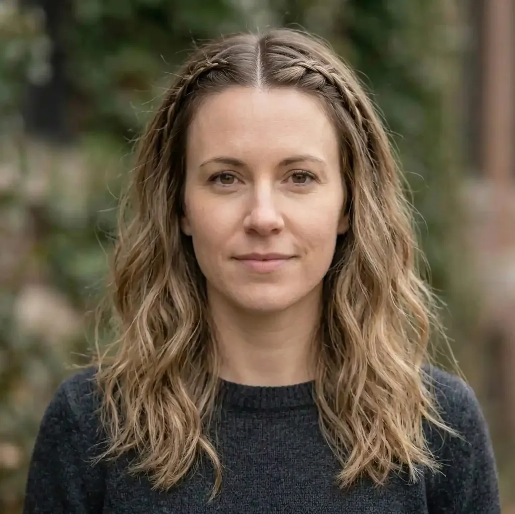 Dual Braid Waves hairstyle for Women