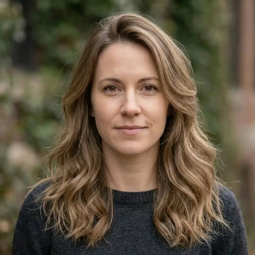 Relaxed Ripple Layers hairstyle for Women