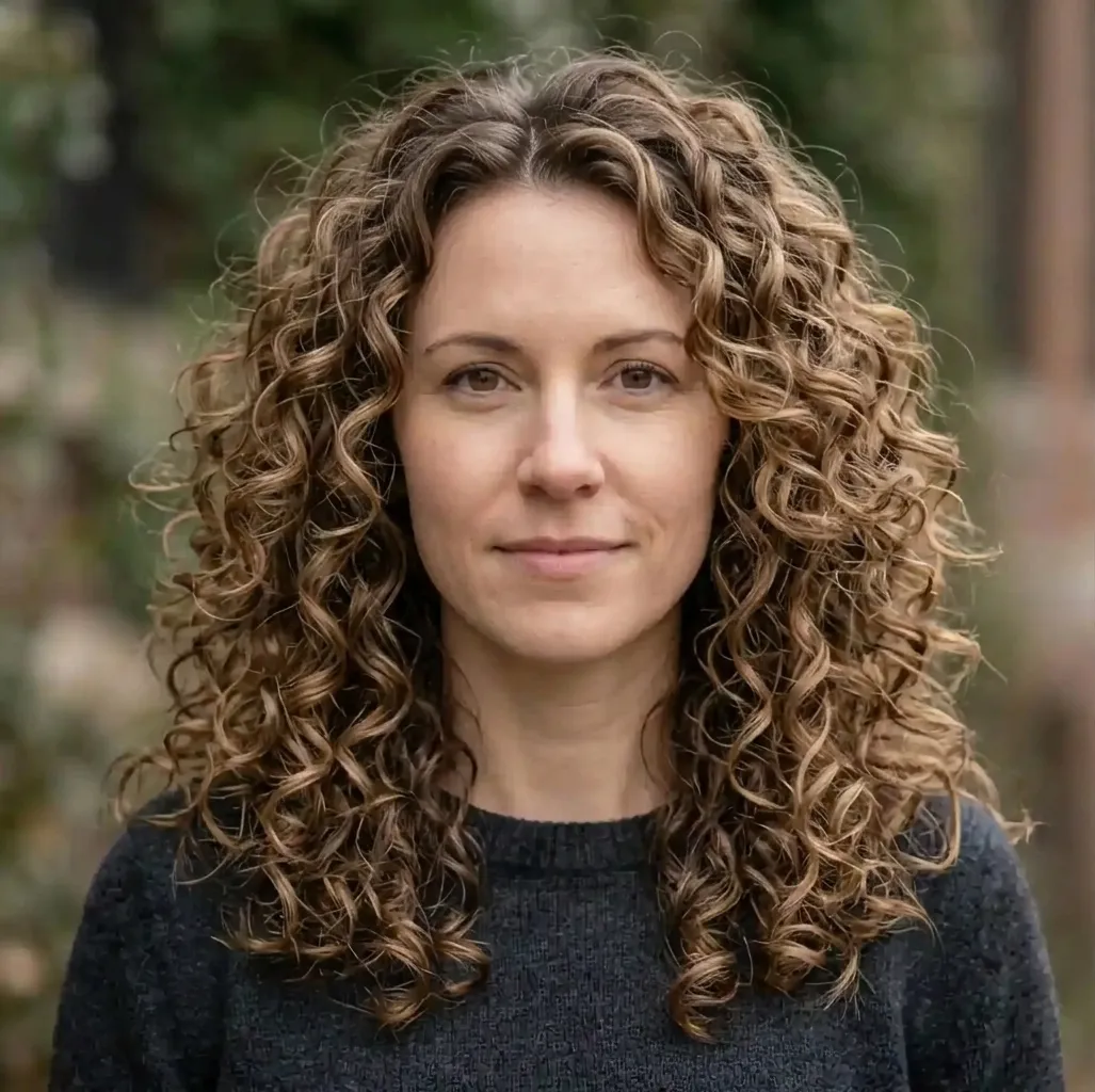 Sculpted Spiral Flow hairstyle for Women