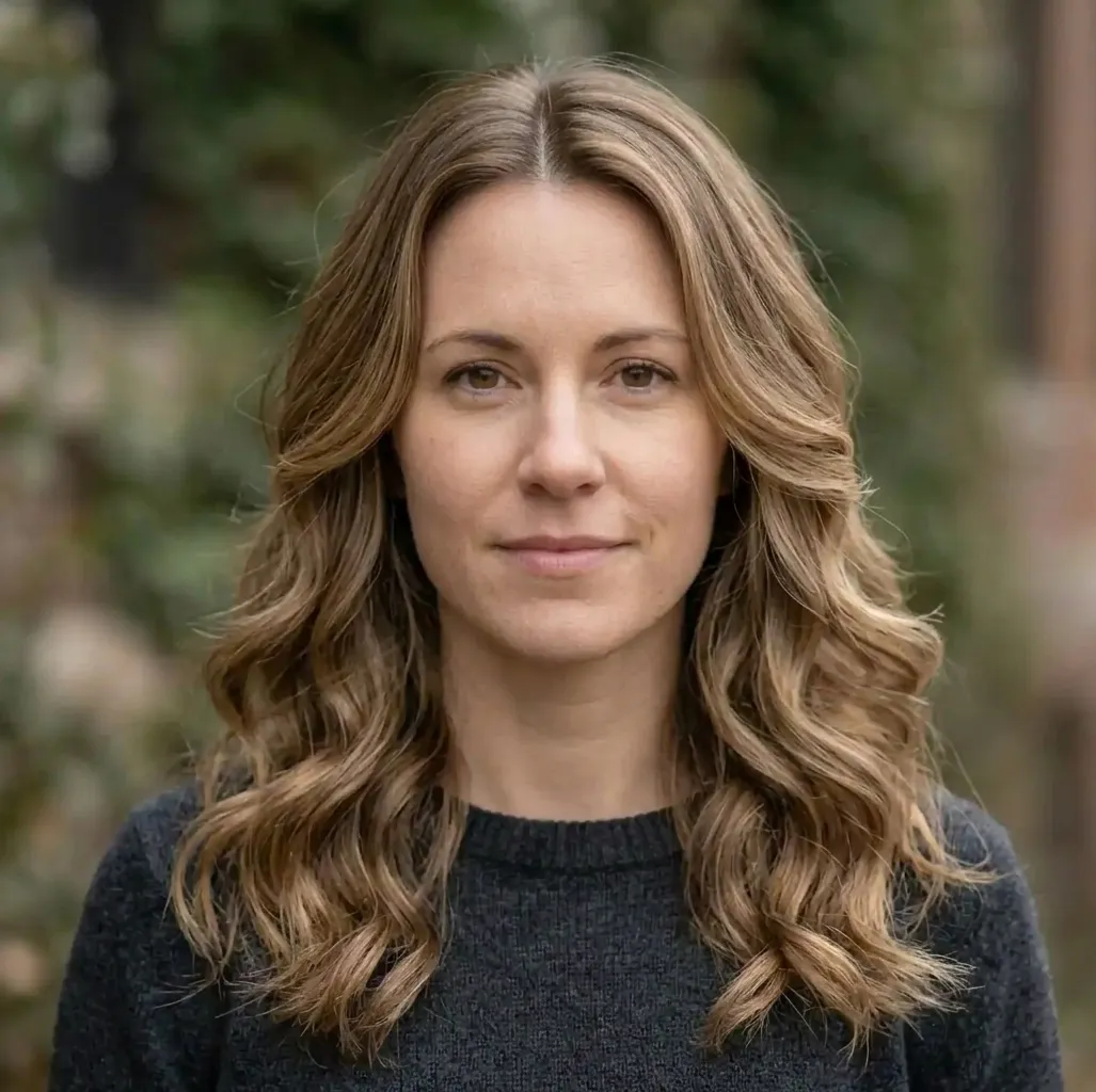 Tumbled Long Waves hairstyle for Women